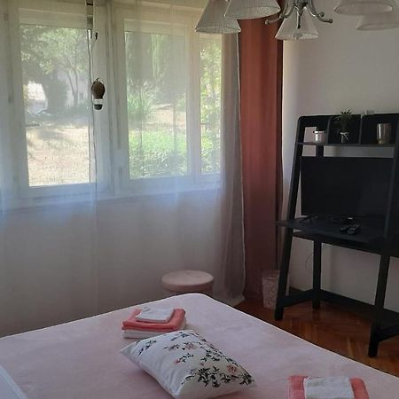 شقة Apartman Iris سبليت المظهر الخارجي الصورة