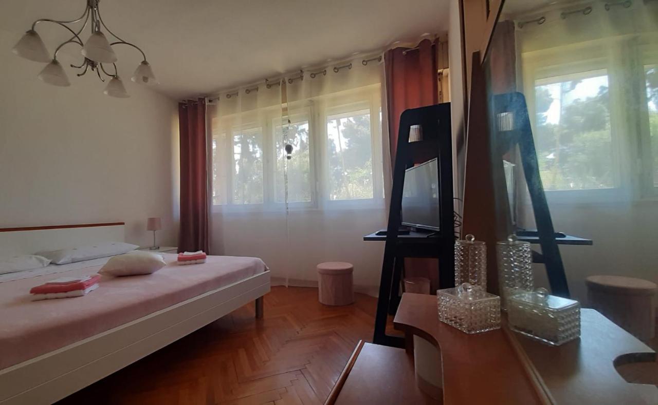 شقة Apartman Iris سبليت المظهر الخارجي الصورة